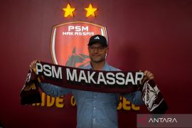 Pelatih Tomas Trucha sebut PSM Makassar masih perlu bebenah