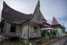 Surau cagar budaya rusak di Padang Pariaman Page 2 Small