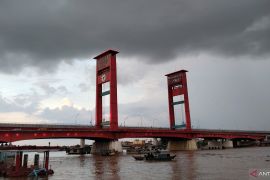 Kota Palembang diprakirakan berawan tebal, Senin ini