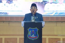 Bupati Tanjabbar lantik pengurus APDESI Merah Putih