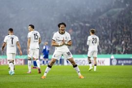 Kevin Diks Tampil Penuh, Mnchengladbach Amankan Tiket ke 16 Besar DFB Pokal