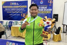 Gulat sumbang emas perdana untuk Kabupaten Balangan