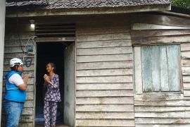 PLN terangi keluarga pra-sejahtera, di Ketapang dan Kayong Utara