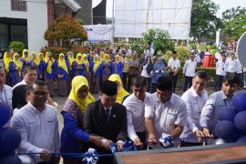 PLN UID Sumatera Barat Resmikan Lounge SPKLU Pertama di Sumatera Barat, Wujud Nyata Transformasi Menuju Energi Hijau