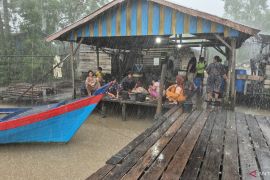 Di tepi batas energi, agar Yusuf tetap bisa melaut