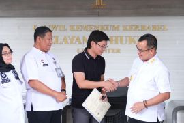 Kemenkum Babel serahkan sertifikat merek Boki Group