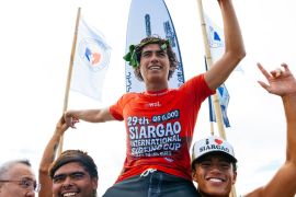 Peselancar Indonesia Bronson Meydi juara WSL QS 6000 Siargao