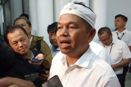 Gubernur Jabar nilai kebijakan tak naikkan cukai dan HJE 2026 sudah tepat