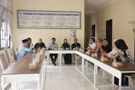 DPRD Kalsel dorong peningkatan layanan publik di Kecamatan Anjir Muara