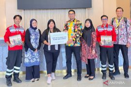 BPJS Ketenagakerjaan Bekasi Kota salurkan 994 APD kepada mitra