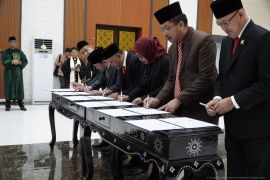 Pelantikan anggota majelis kehormatan notaris wilayah Kalbar