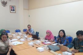 Kemenkum Kalbar Harmonisasi Raperda Ketenagakerjaan Sintang