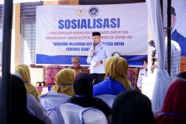 Komisi IX DPR dan BGN sosialisasikan program MBG di Kampar