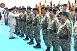 Presiden sematkan kenaikan pangkat istimewa kepada 11 purnawirawan TNI