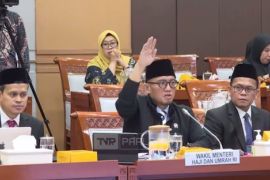 Kementerian Haji dan DPR gelar rapat bahas biaya dan kuota haji 2026