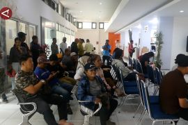 Kantor Pos Ambon salurkan PKH dan Bansos Sembako di wilayah 3T