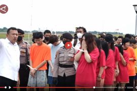 Kemlu imbau WNI waspadai modus penipuan daring berkedok asmara - VIDEO