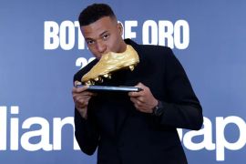Kylian Mbappe raih sepatu emas, Perez singgung legenda Real Madrid