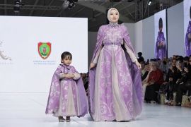 Wastra dari Kalteng hadir di Jakarta Fashion Week