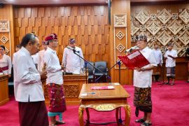 Gubernur Bali minta kepala dishub baru rancang skema penertiban