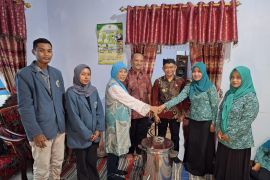 Unitomo dorong penerapan teknologi hijau dan literasi digital di Desa Wisata