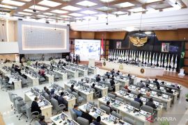 Jumlah Raperda Jabar dalam Propemperda 2025 dirubah dari 16 jadi 10