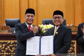 DPRD Surabaya minta insiden admin Eri Cahyadi tak dibesar-besarkan