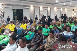Warga Palu dapat layanan program Hipnoterapi oleh Satbrimob Polda-Sulteng