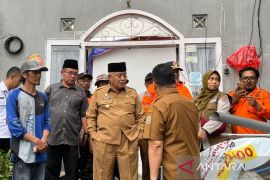 Pemkab Malang bantu biaya perbaikan rumah rusak akibat puting beliung