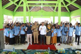 Bupati Bojonegoro tingkatkan kemandirian ekonomi keluarga melalui Gayatri