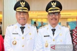 Bahrun mengaku tanpa 'RE' dirinya tak mungkin jadi Bupati Muna