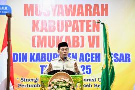 Bupati Aceh Besar berharap Kadin jadi penggerak ekonomi