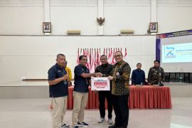 Dukung Raimuna Daerah VII Kwarda Sumbar 2025, PT Semen Padang Serahkan 100 Zak Semen ke Kwarcab Pramuka Padang