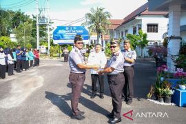 Tingkatkan sinergi dan disiplin, Kanwil Kemenkum Babel gelar apel pagi bersama