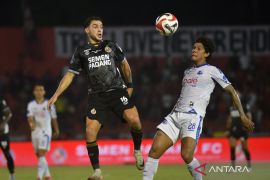 Semen Padang terpuruk setelah dibungkam Arema FC 2-1