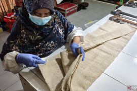 Tajuk ANTARA NTB - Inovasi NTB menunggu perlindungan nyata