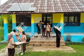 Pemprov Kalteng lengkapi kebutuhan meja dan kursi SMKN 2 Pulang Pisau