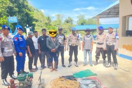 Polda Sultra tangkap nelayan bom ikan di Perairan Toronipa Konawe