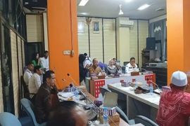 DPRD Kotabaru dan LSM RDP bahas penggunaan dana kompensasi