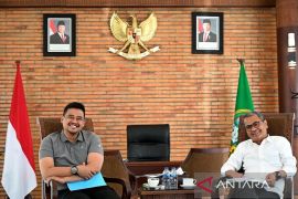 Gubernur Bobby Nasution terima usulan pembangunan di Kabupaten Nias