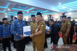 Bupati Muaro Jambi kukuhkan 473  PPPK paruh waktu