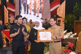 Bupati Trenggalek raih penghargaan Pembina Siskamling terbaik Jatim