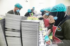 Polres Tanah Laut berdayakan petani lokal pasok SPPG Angsau Dua