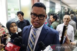 Uya Kuya laporkan soal hoaks kepemilikan ratusan dapur MBG