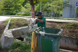 ITDC bersihkan drainase KEK Mandalika antisipasi genangan