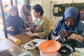 PT Semen Padang dukung pelatihan tata boga untuk warga Teluk Bayur, dorong kemandirian ekonomi keluarga kurang mampu