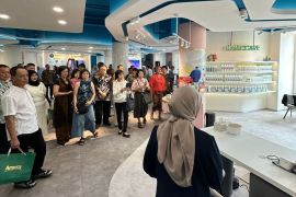 Amway Indonesia resmikan AFS Surabaya guna sehatkan masyarakat