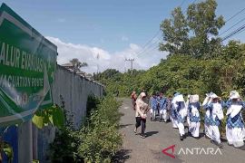 Puluhan pelajar SMA di Aceh Besar ikuti edukasi mitigasi bencana