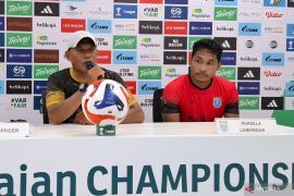 Pelatih sementara Persela minta pemain tampil agresif lawan Persipal