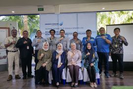 Persit Kodam XXIII/Palaka Wira kunjungi fasilitas DSLNG